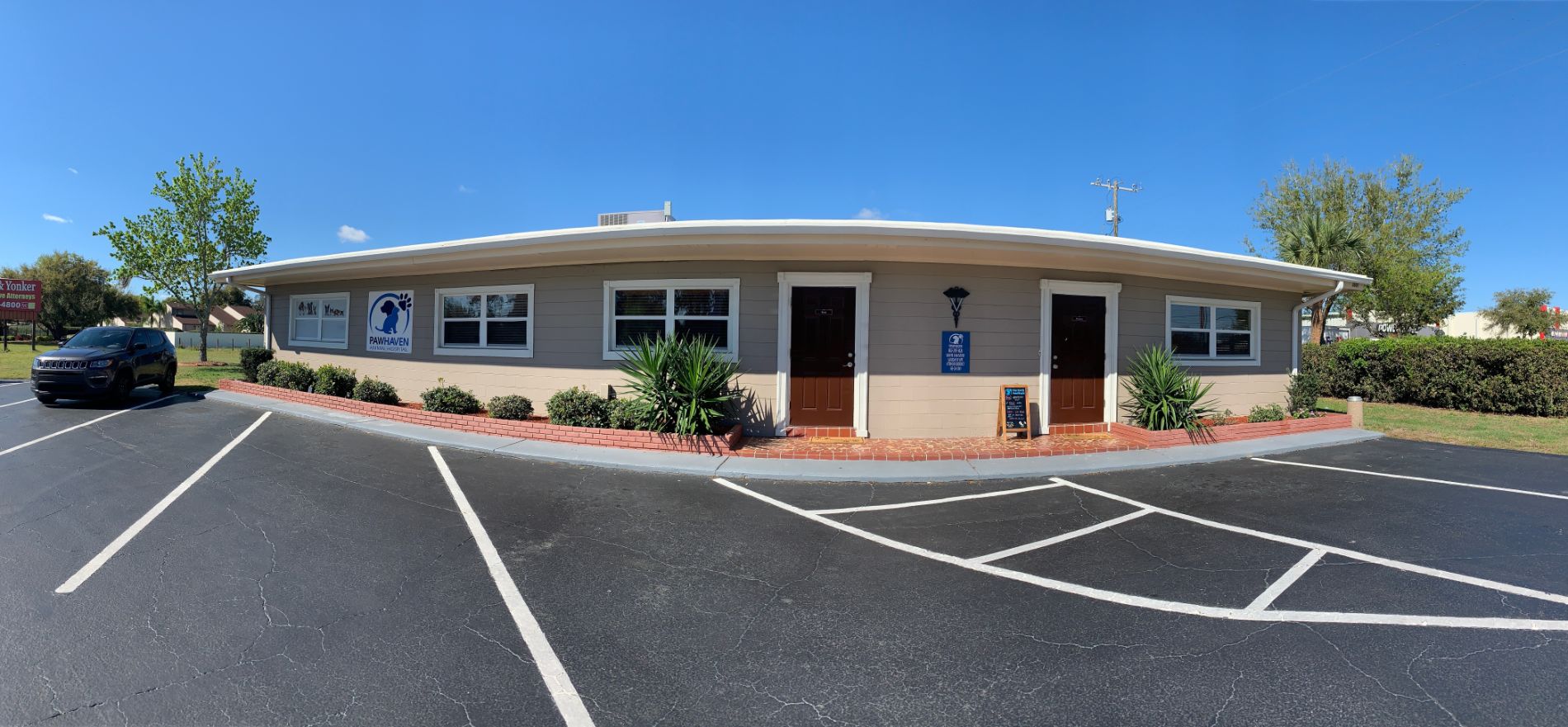 Paw Haven Animal Hospital front view